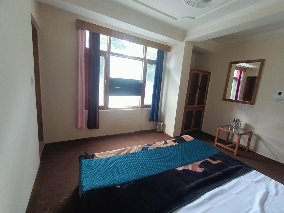 Rashpa Cottage Manāli Exteriér fotografie
